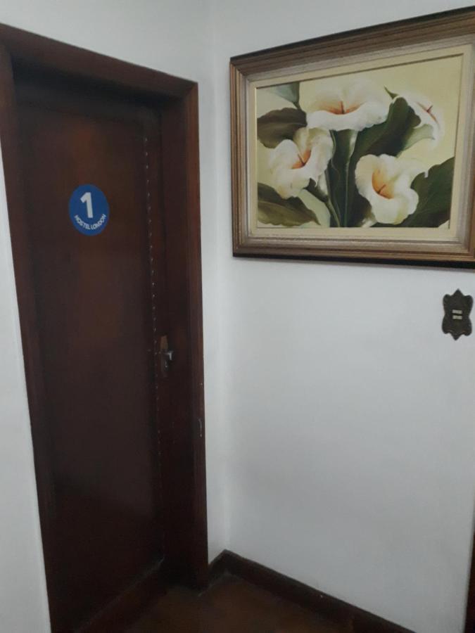Hostel Jabuticaba Белу-Оризонти Экстерьер фото